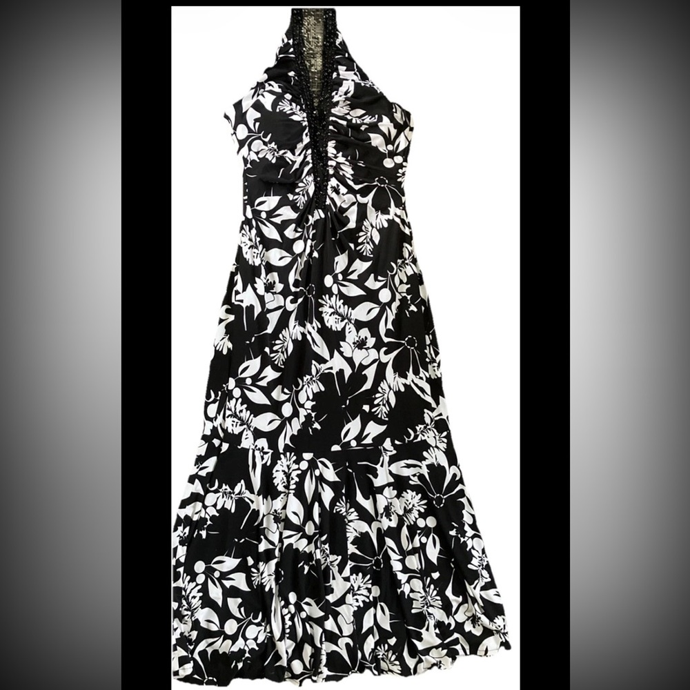 JS Boutique Long Halter Lined Dress, Front in Sequins Beads Black/White Size 14